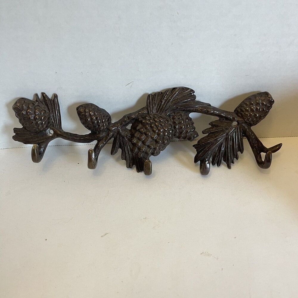Vintage SPI Pinecone Cast Iron Keyhook  Wall Hanging 5 Hooks 10.5” Long
